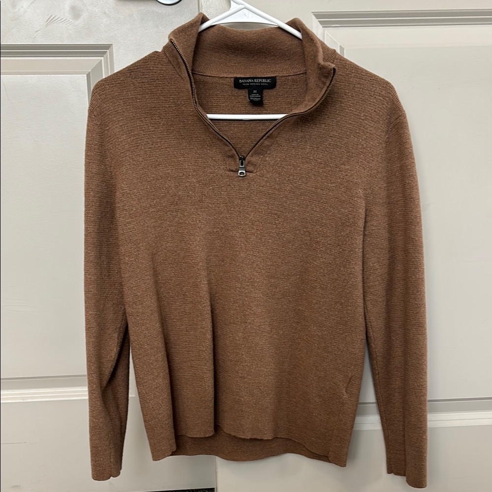 Banana Republic Women’s Brown Sweater